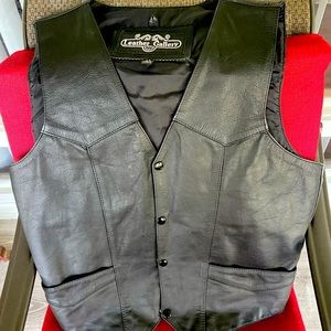 Leather Gallery Black Leather Vest 44
